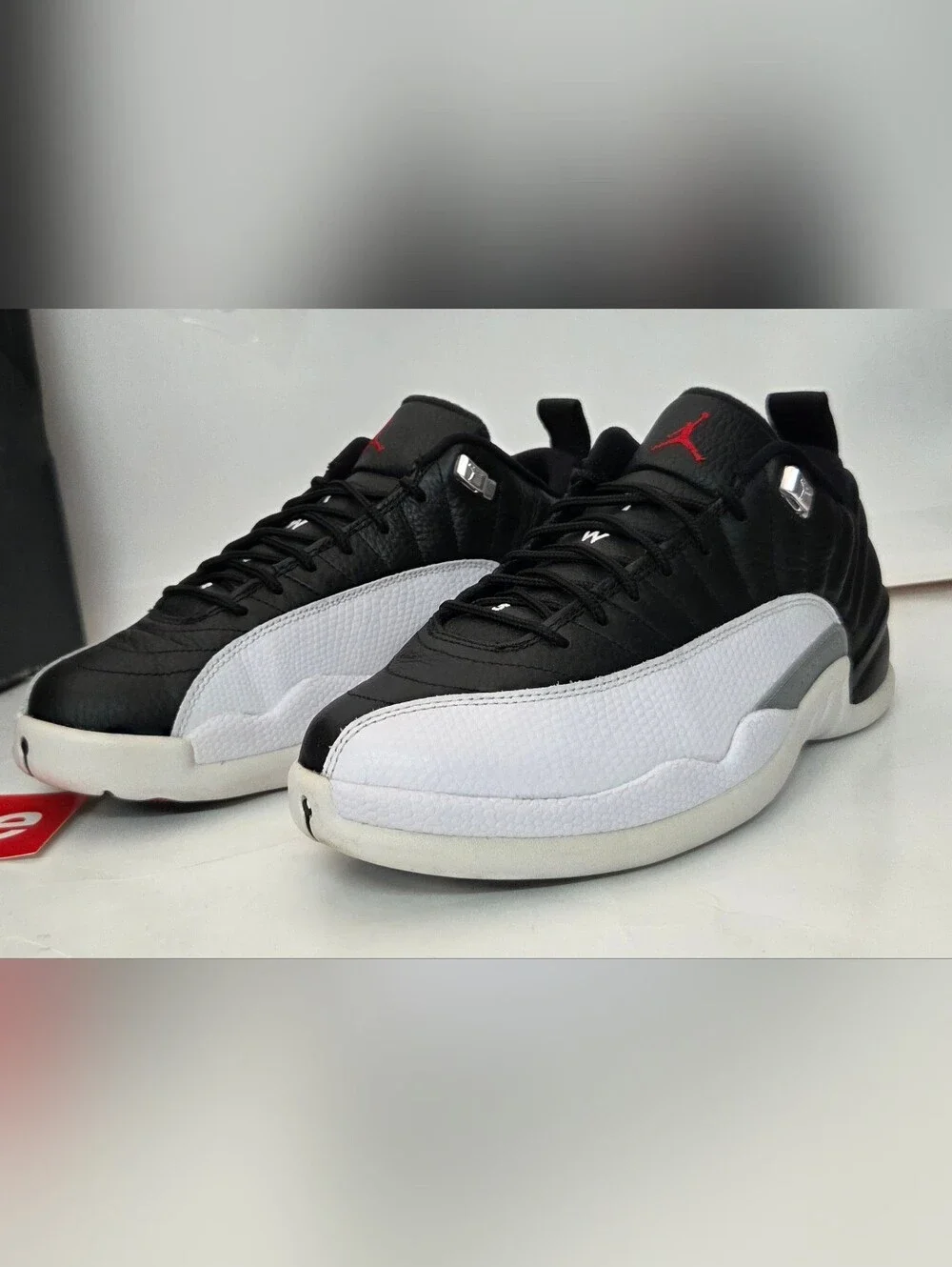Level SS/New - Nike Air Jordan 12 Retro Low Playoffs 308317-004 Men's Size 8